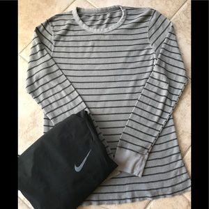 Men’s Grey and Black Stripped Thermal Size Medium